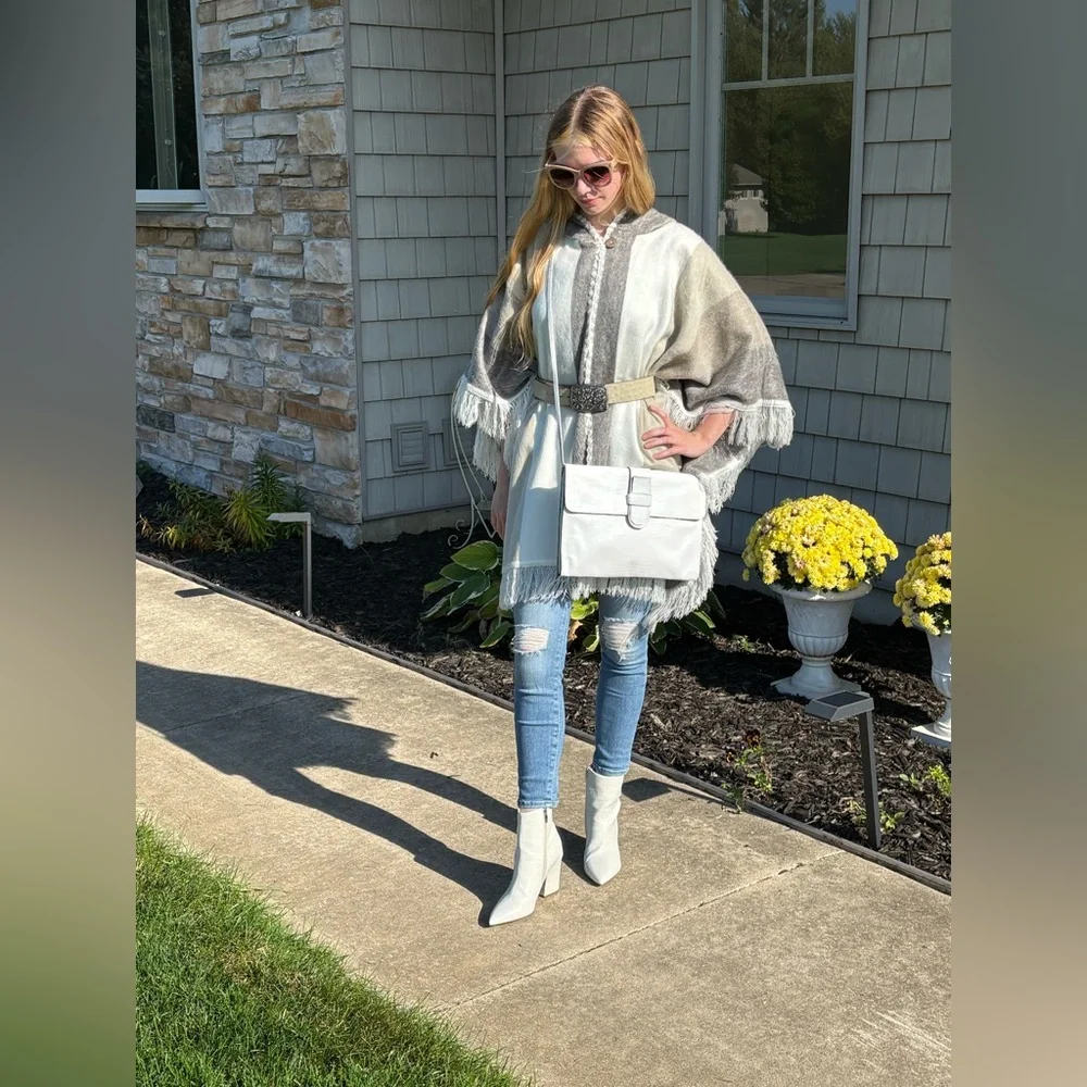 NWOT - Alpaca Blend Ruana - OS - Picture 4 of 12